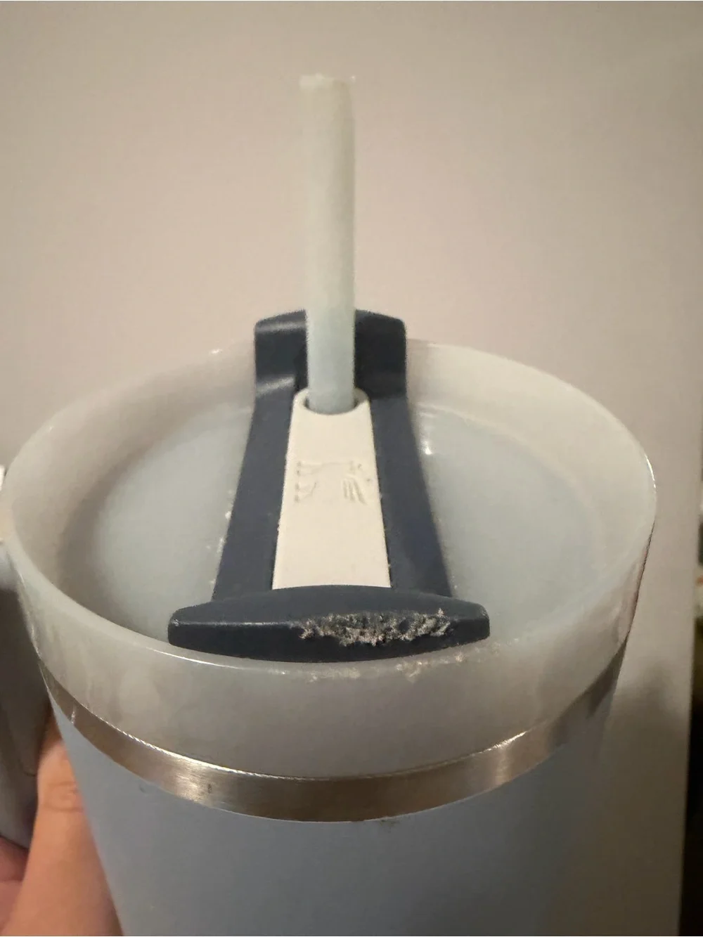 Used Stanley Light Blue 40oz - Picture 3 of 6